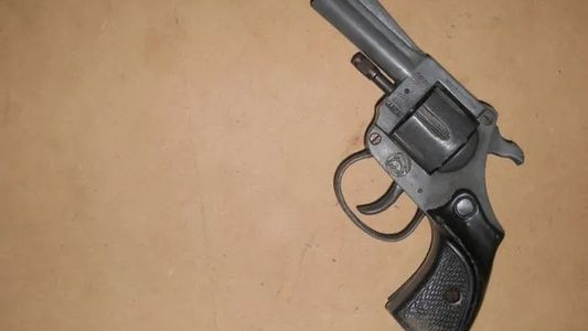 Armas en las escuelas: un nene llevó un révolver al aula en Moreno y preocupa la escalada de casos