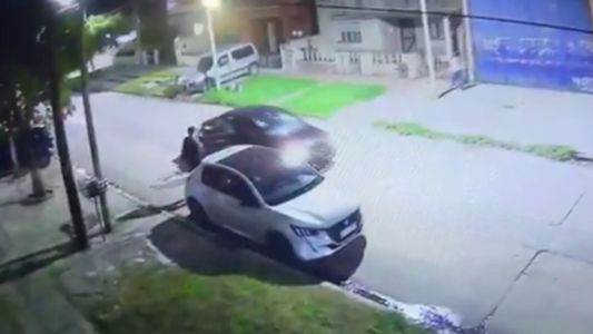 Video: así mataron a un estudiante que entregó su mochila sin ofrecer resistencia en un violento robo