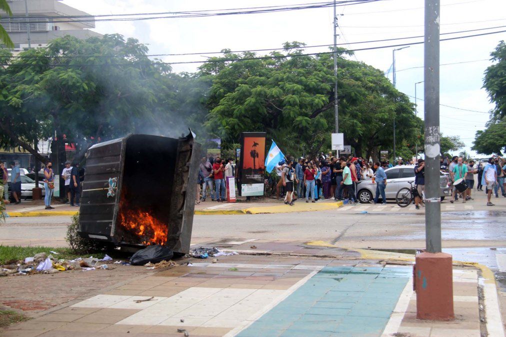 El anuncio del gobierno de Formosa de que la ciudad capital regresará a la Fase 1 generó protestas&nbsp; y represión de la policía (Foto: José Gandolfi-Telam)