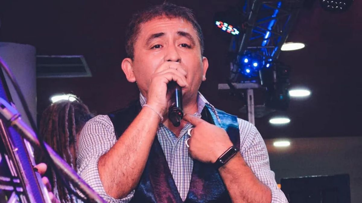 Murió el cantante Huguito Flores en un trágico accidente