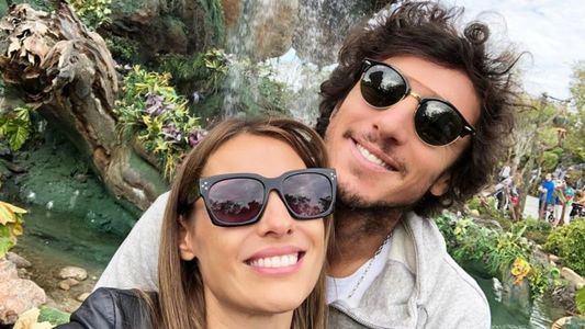 Pampita y Pico Mónaco, enamorados en Disney