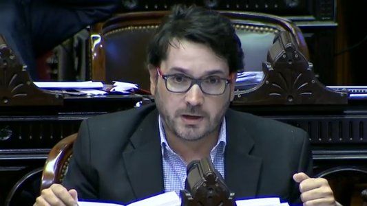 Garretón, uno de los indecisos, adelantó su voto en contra y se mantiene el empate técnico