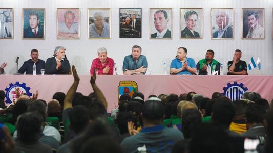 Máximo Kirchner se juntó con intendentes y habló por primera vez del atentado a su madre