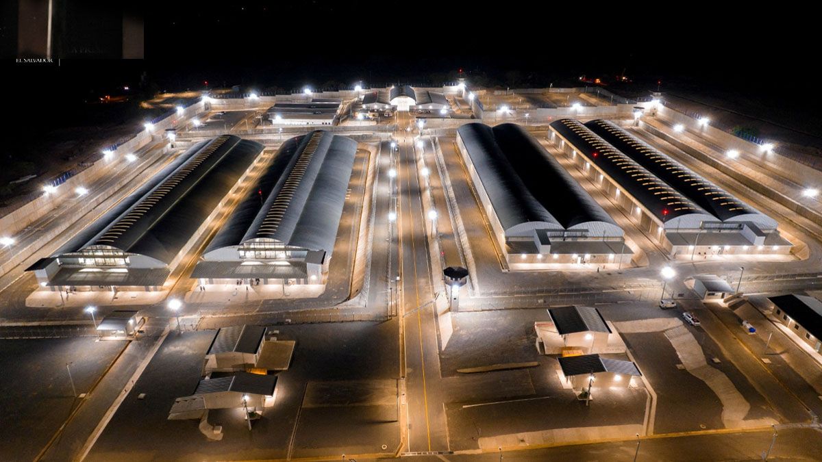 La cárcel más grande de América tiene 116 hectáreas para recibir a 40.000 reclusos (Foto: gobierno de El Salvador).