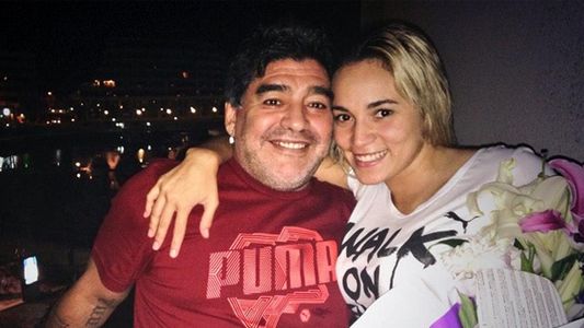 Mala influencia: Maradona volvió con Rocío y retomó viejas costumbres