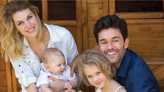 ¡La familia unida! Mariano Martínez junto a sus tres amores