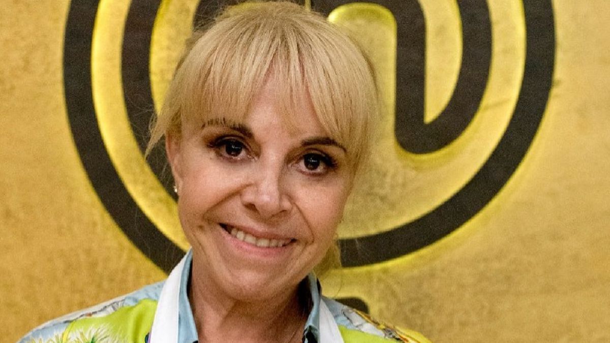 -Claudia Villafañe-