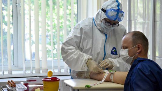 La inmunidad, otra vez en duda: afirman que los contagiados por COVID-19 podrían ser vulnerables apenas unos meses después