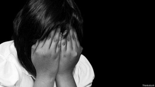 Madre transmitió por Facebook Live el abuso sexual de su hija de 8 años