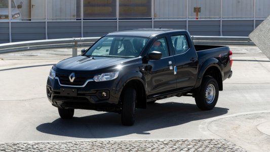 Las pre-serie de la pick-up Renault Alaskan ya se producen y prueban en la fábrica de Córdoba