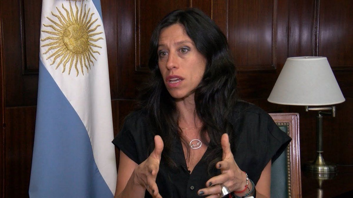 La Secretaría de Comercio, Paula Español, había amenazado con cerrar las exportaciones de carne si no se garantizaba el producto a precios accesibles en el mercado interno.
