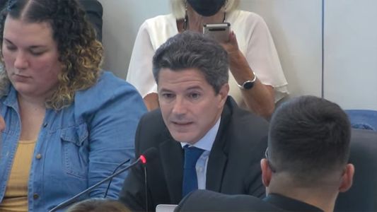 El diputado Luciano Laspina cruzó al ministro de economía: Quiere imponer la doctrina Guzmán