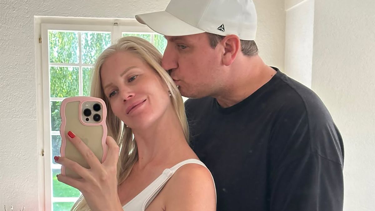 maxi lopez y su pareja daniela 5
