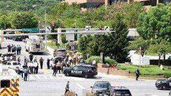 Un tiroteo en un diario de Estados Unidos dejó 5 muertos