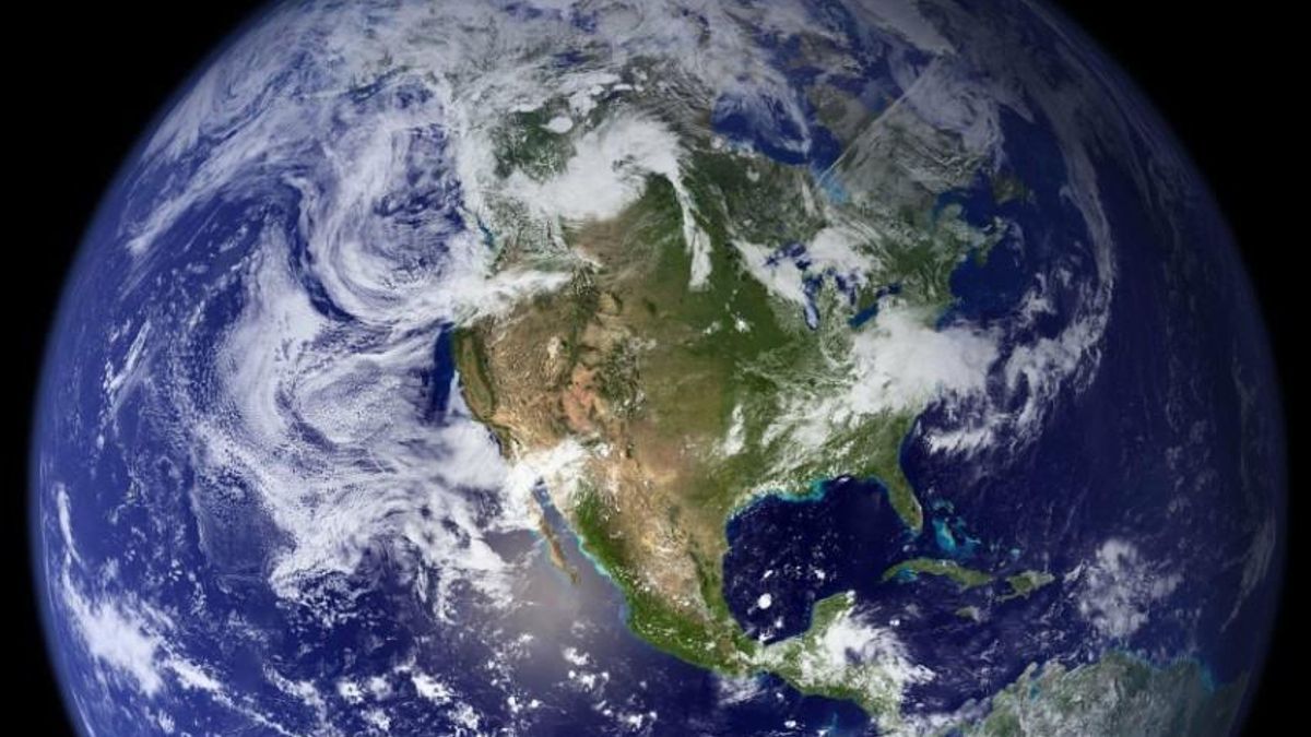 La Tierra completa hoy su rotación 1