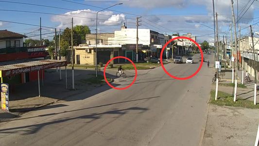 Un jubilado atropelló a un adolescente mientras corría una picada: el video