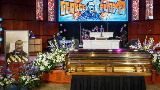 Una víctima de la pandemia de racismo: la frase que resonó en el funeral de George Floyd