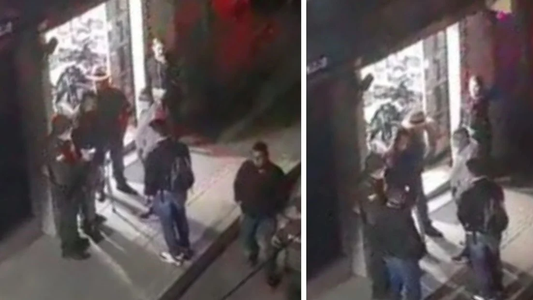 Intentaron robar una joyería con un arma de juguete, pero el dueño del local sacó una real y los mató