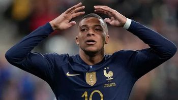 Alerta en Francia: Mbappé no entrenó con el grupo