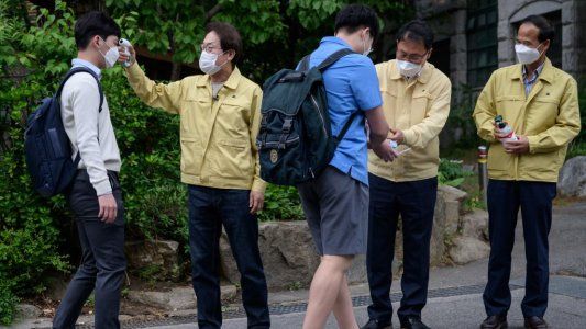 Corea del Sur vuelve a imponer restricciones por un rebrote de contagios de COVID-19