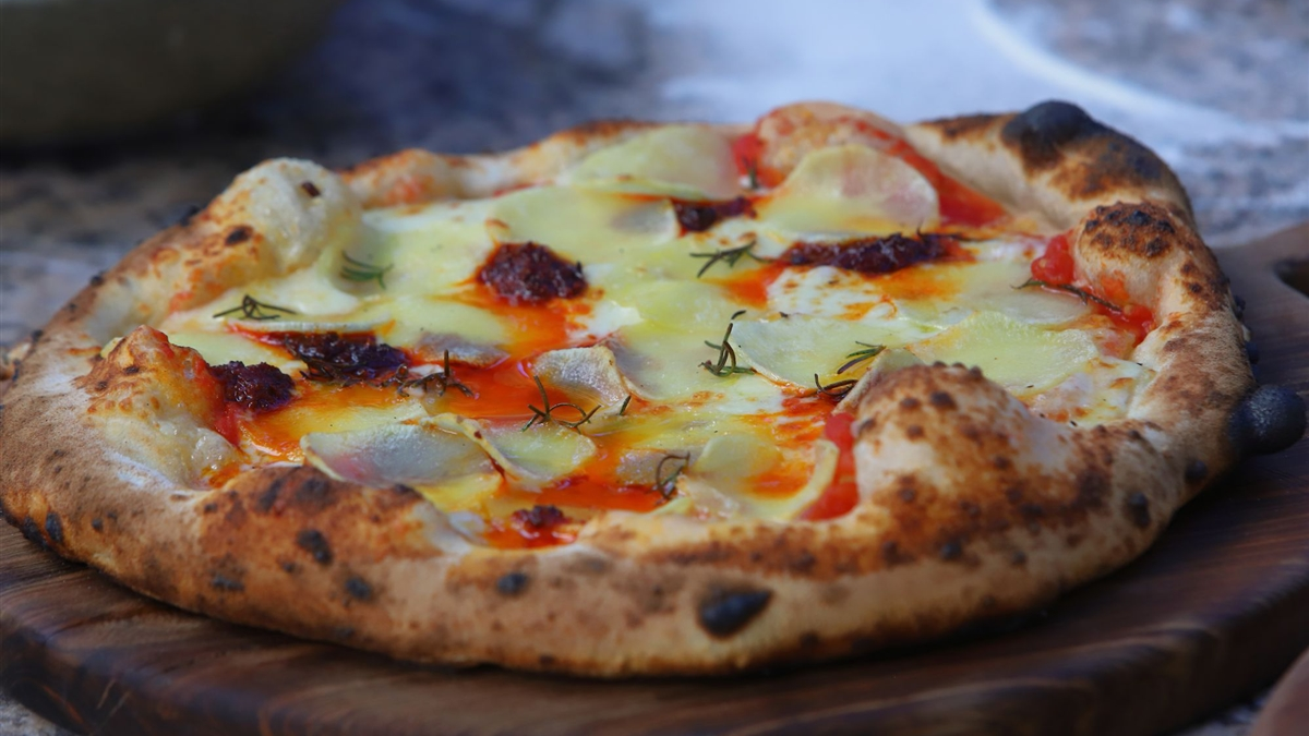 PIZZA NAPOLITANA receta casera: simples ingredientes para las m&aacute;s CRUJIENTE