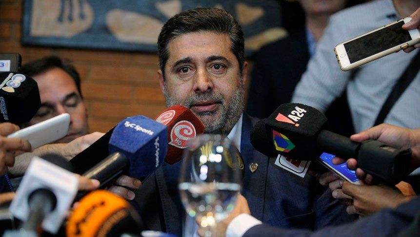 Angelici: No aceptamos jugar ningún partido
