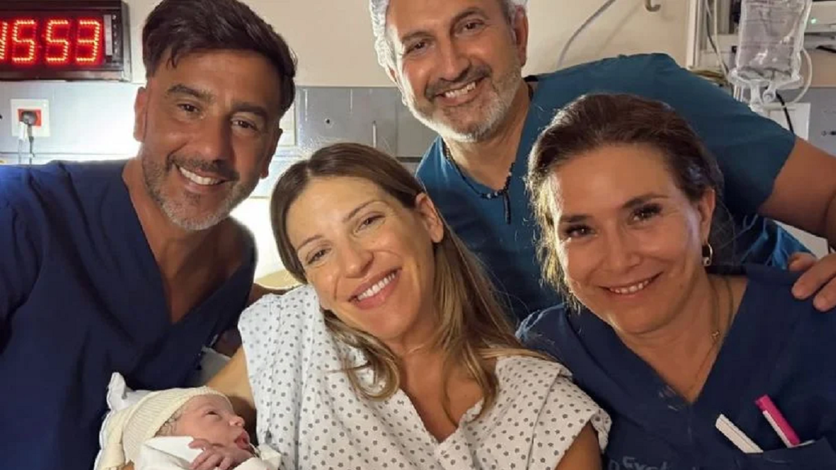 Las primeras fotos de Amanda, la hija de Macarena Rinaldi y Federico Hoppe