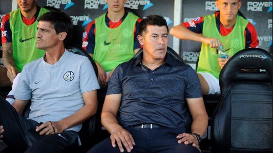 Almirón: Lammens está preocupado, me dijo que es la primera vez que lo insultan en un estadio