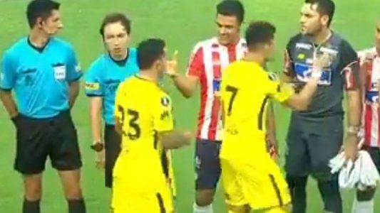Boca-Junior: el video del momento en que Carlos Tevez le niega el saludo a Teo Gutiérrez