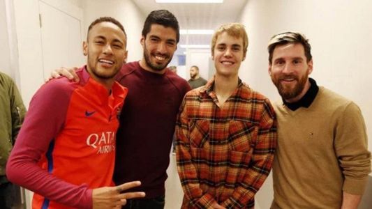 Justin Bieber fue uno más con Messi y Neymar en el entrenamiento de Barcelona