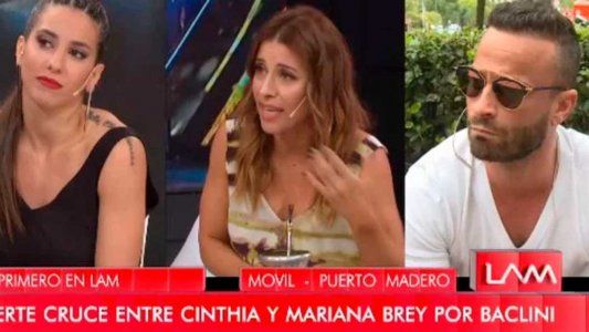 Cinthia Fernández y Mariana Brey se cruzaron al aire: Bajá tres cambios