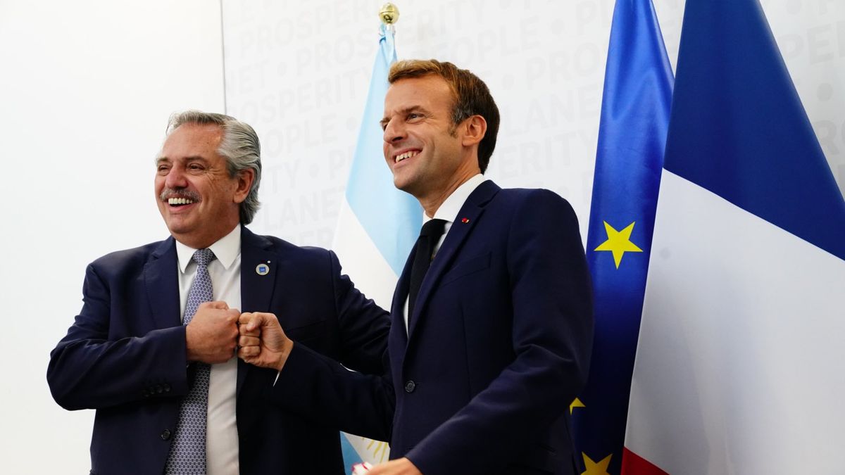 Alberto Fernández cierra su gira en por Europa con un encuentro con Emmanuel Macron (Foto: AFP).