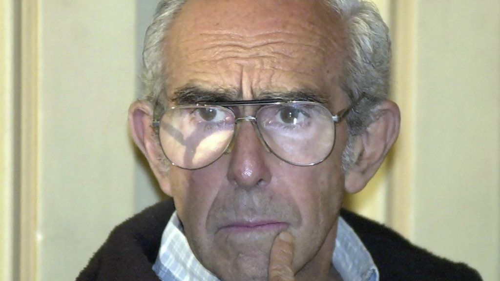 Video | abrieron la casa Ricardo Barrera en La Plata y se llevaron dos autos antiguos (Foto: Telam). Video | abrieron la casa Ricardo Barrera en La Plata y se llevaron dos autos antiguos (Foto: Telam).