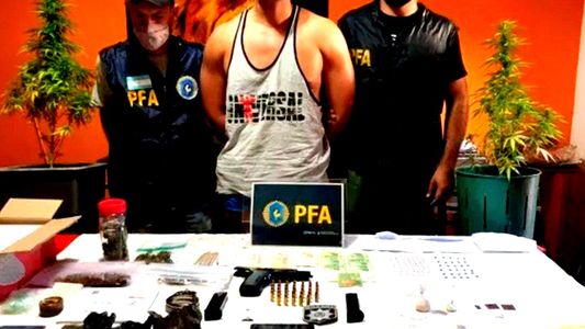 Rosario: detuvieron a un policía que vendía drogas por delivery y en fiestas electrónicas