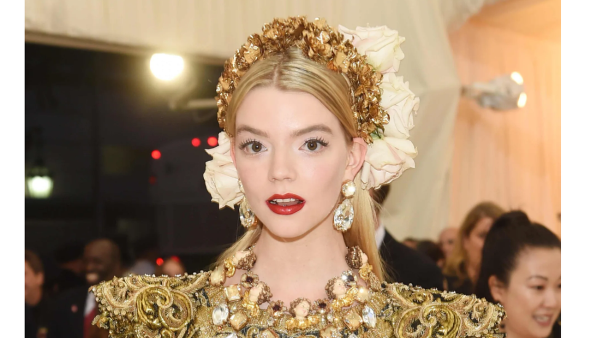 Vestida en un look de Dolce & Gabbana, Ana se robó la atención de todos