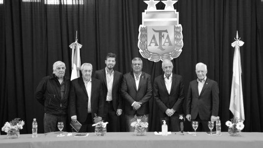 Cómo se podría rearmar el fútbol argentino cuando pase el coronavirus