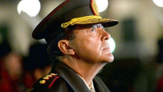 Milani seguirá preso pero no podrá tener contacto con militares acusados de lesa humanidad porque lo hostigan, dijo la Justicia