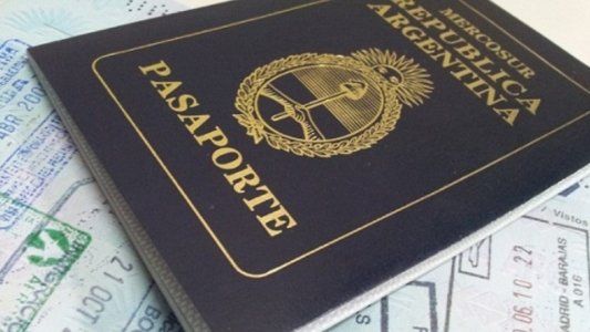 Viajes al exterior: cuánto sale el pasaporte argentino con los nuevos aumentos