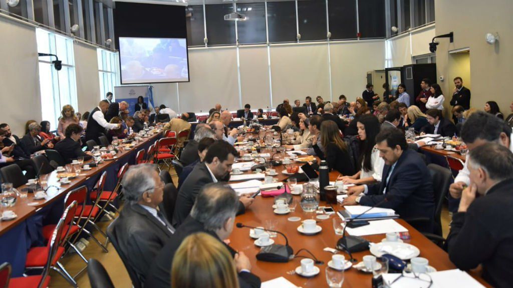 En vivo – Con el dictamen firmado, se debate en Comisión el Presupuesto 2019