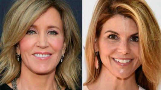 Felicity Huffman y Lori Loughlin fueron acusadas de estafa por intentar hacer ingresar a sus hijos a la universidad de forma fraudulenta