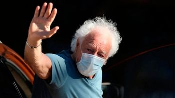 Internaron a Guillermo Coppola por problemas respiratorios