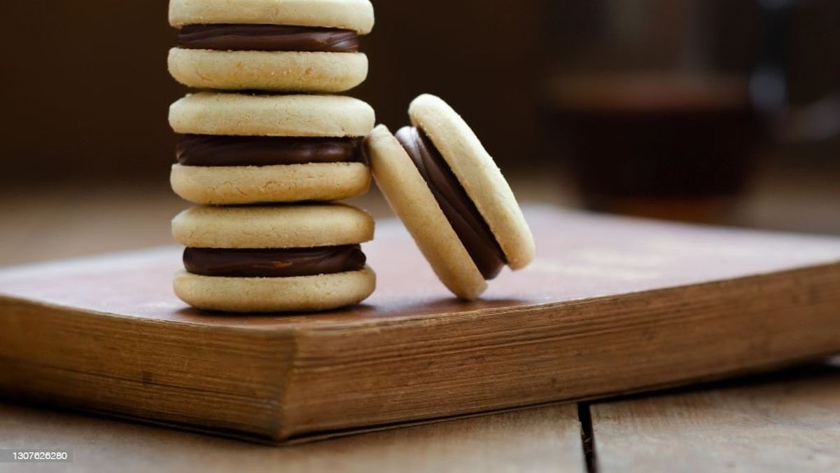 Finde de lluvia y estos SUBLIMES alfajores de maicena caseros son todo: dulzura en tus manos