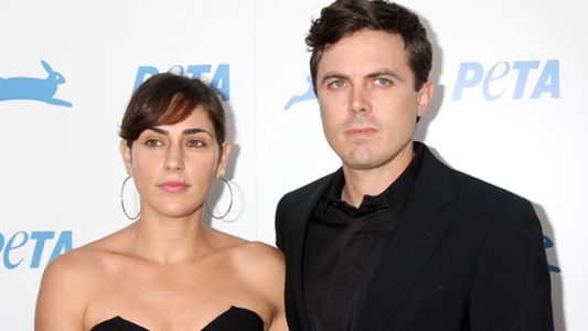 Revelan cuánto paga Casey Affleck de pensión a sus dos hijos