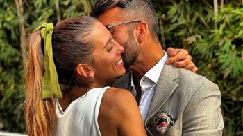 ¡Viva los novios! Roberto Castillo le pidió a casamiento a Cinthia Fernández de la forma más romántica