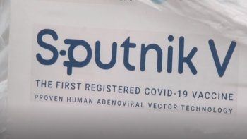 Rusia admite que no puede satisfacer la demanda mundial por la vacuna Sputnik V