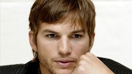 Ashton Kutcher deberá reencontrarse en tribunales con el asesino de su ex novia