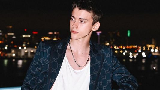 Felipe Fort se mostró como Dios lo trajo al mundo: la impactante foto