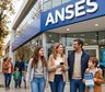 ANSES confirmó el aumento para la AUH de septiembre: fechas de cobro y cuánto se cobra por hijo