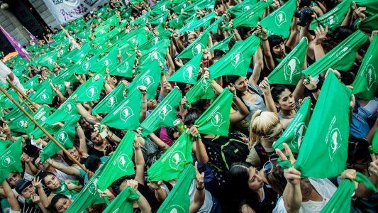 Aborto: Hoy habrá un nuevo “Pañuelazo” federal para apoyar la legalización