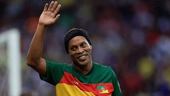 El negocio millonario que actualmente tiene Ronaldinho y la impactante suma de dinero que cobra